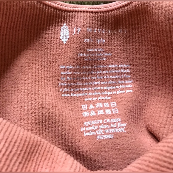 NWOT Free people  Flare legging & Happiness Runs Square Neck Crop Tank XS/S - Picture 9 of 15